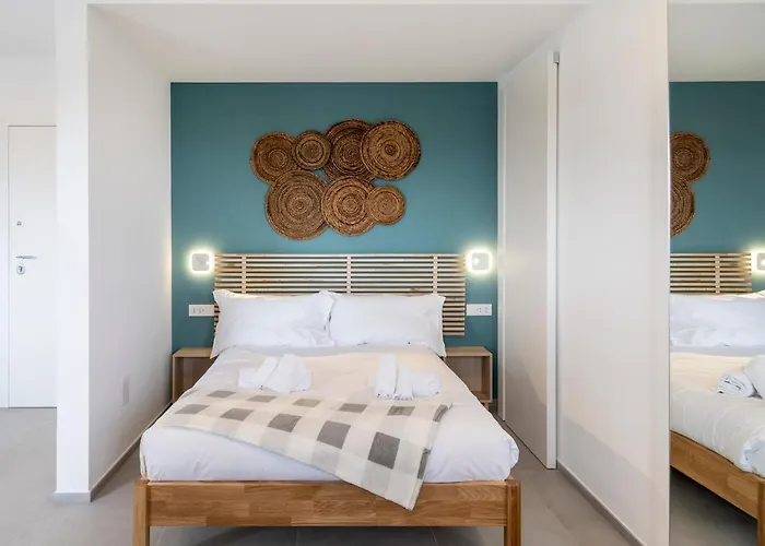 Gentile 46 Blu Luxury Flat Bari